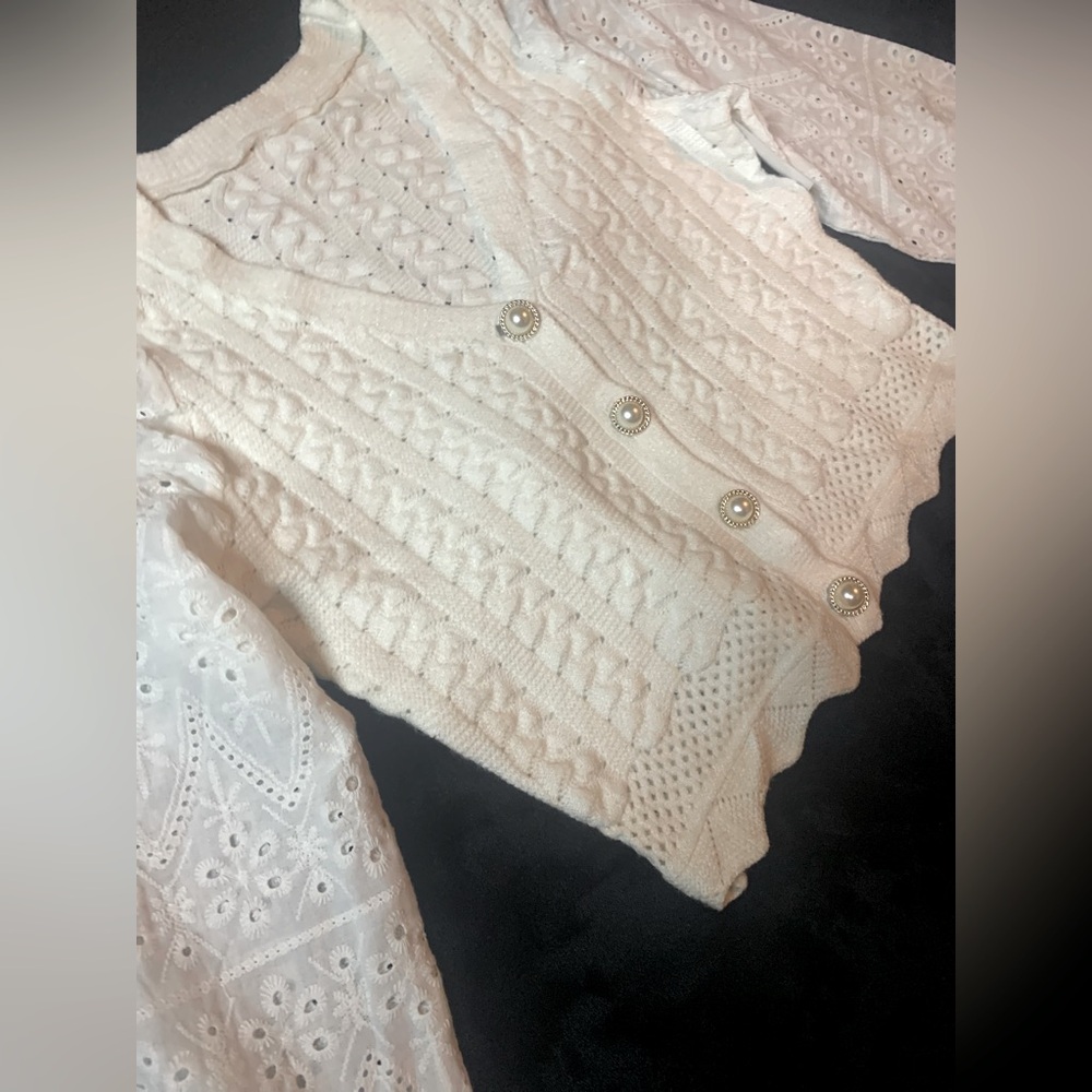 SweatyRocks Cardigan - Picture 2 of 5